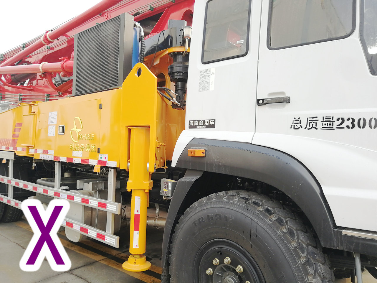 青島小型混凝土泵車價格 (7)