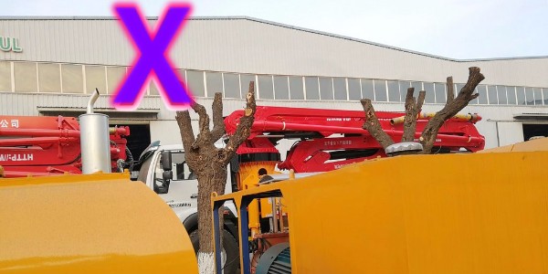 混凝土泵之水灰比例過大、水泥含量大小對輸送管的影響