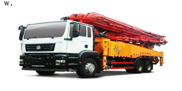 關于小型混泥土泵車泵送量調節的那些事，你值得了解