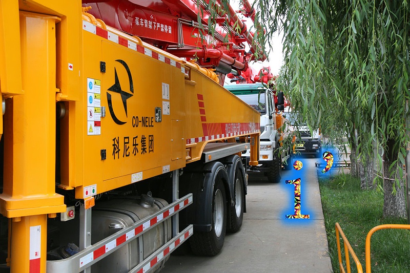 青島小型混凝土泵車價格 (38)