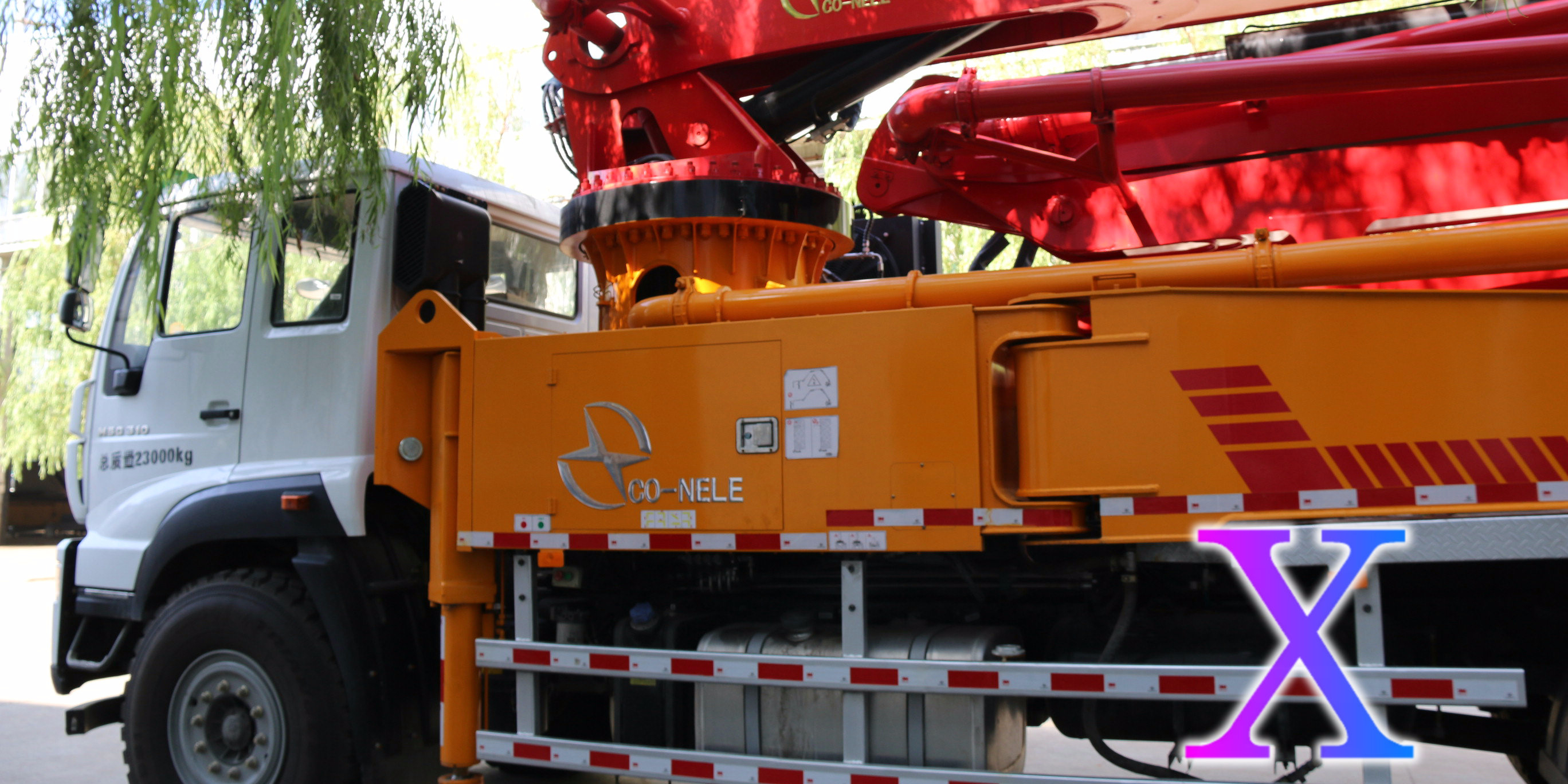 科尼樂小型混凝土泵車磨合期內的注意事項