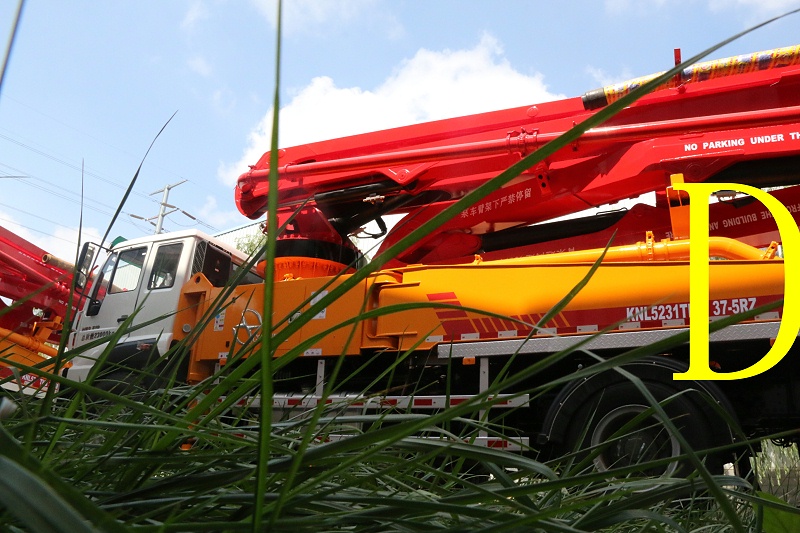 青島混凝土泵車價(jià)格 (8)