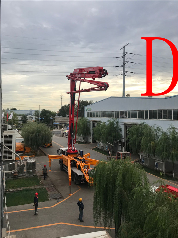 青島混凝土泵車(chē)價(jià)格 (2)