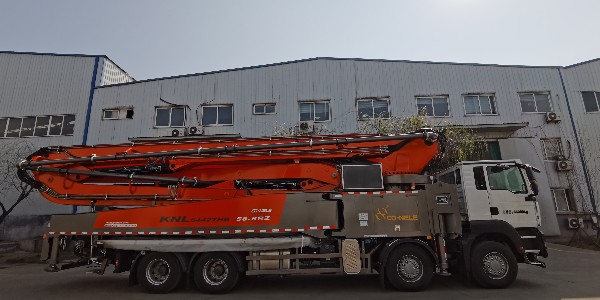 對于不斷升級的科尼樂58米泵車，在智能方面有以下改進