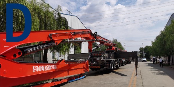 混凝土泵車發動機燃油濾芯的更換